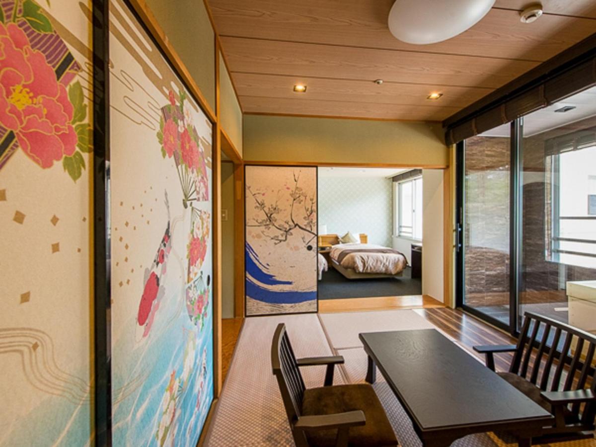 Livemax Resort Kaga Yamashiro Exterior photo