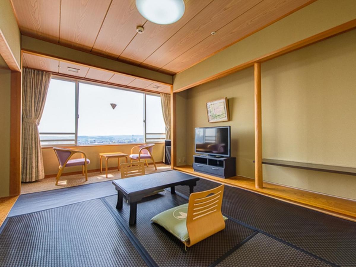Livemax Resort Kaga Yamashiro Exterior photo