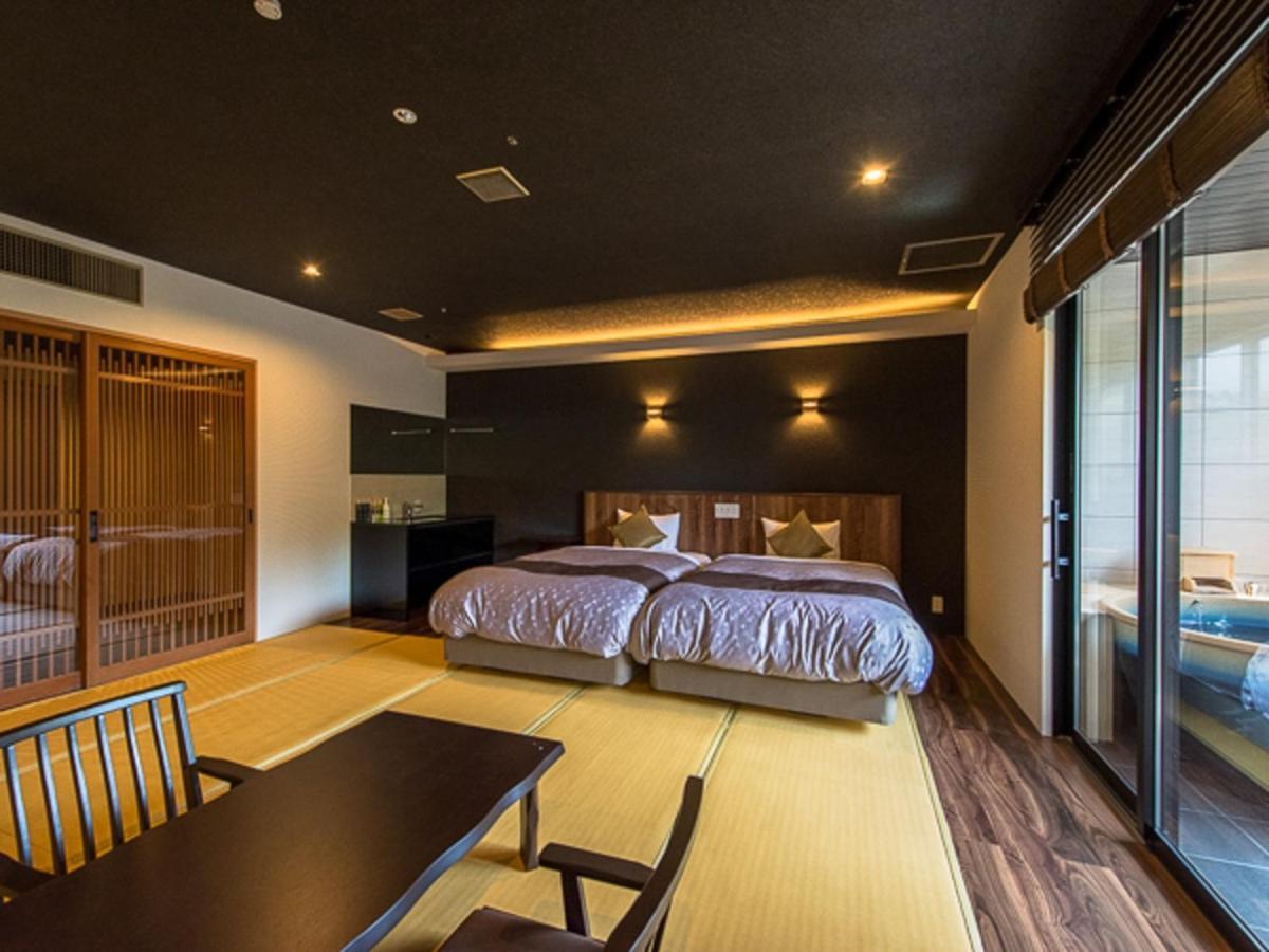 Livemax Resort Kaga Yamashiro Exterior photo